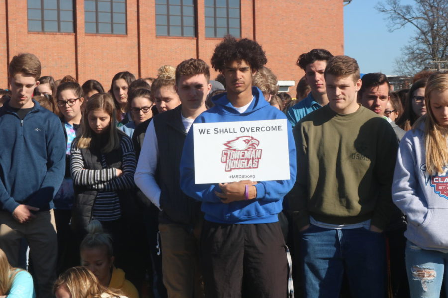 Students+of+Mehlville+attend+a+nationwide+memorial+movement