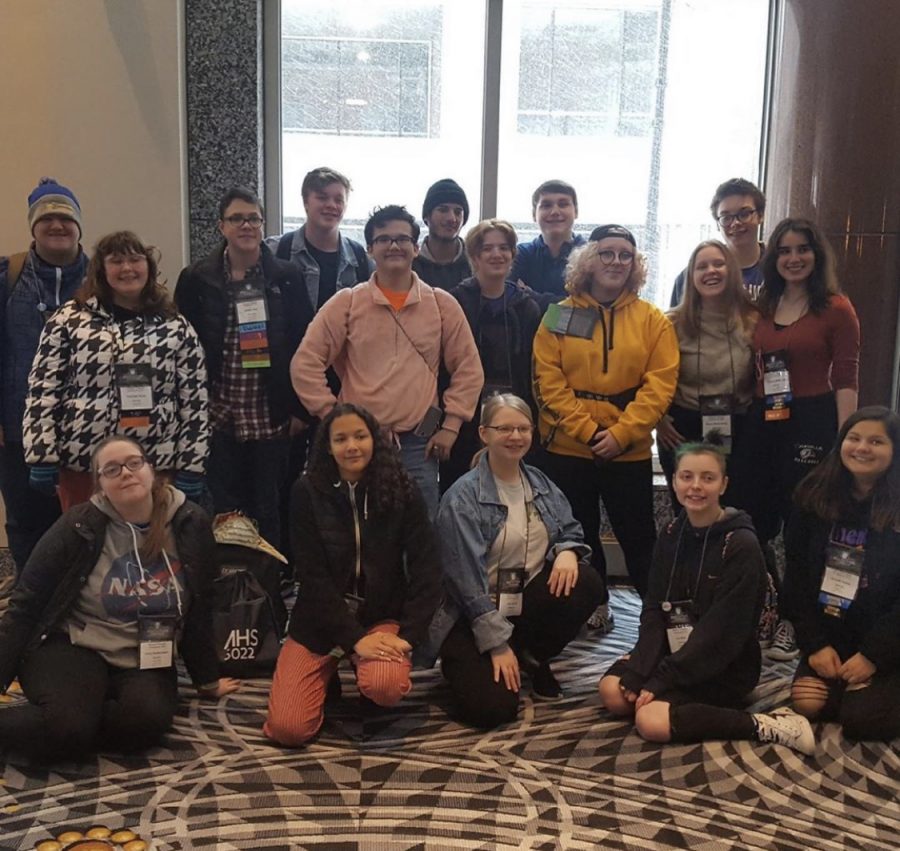 Group photo of the Mehlville Drama Troupe at the Missouri Theater Convention.    