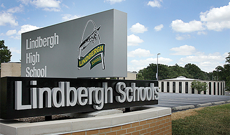 Lindbergh High School Welcomes Students and Staff